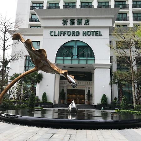 Clifford Hotel Guangzhou Buitenkant foto